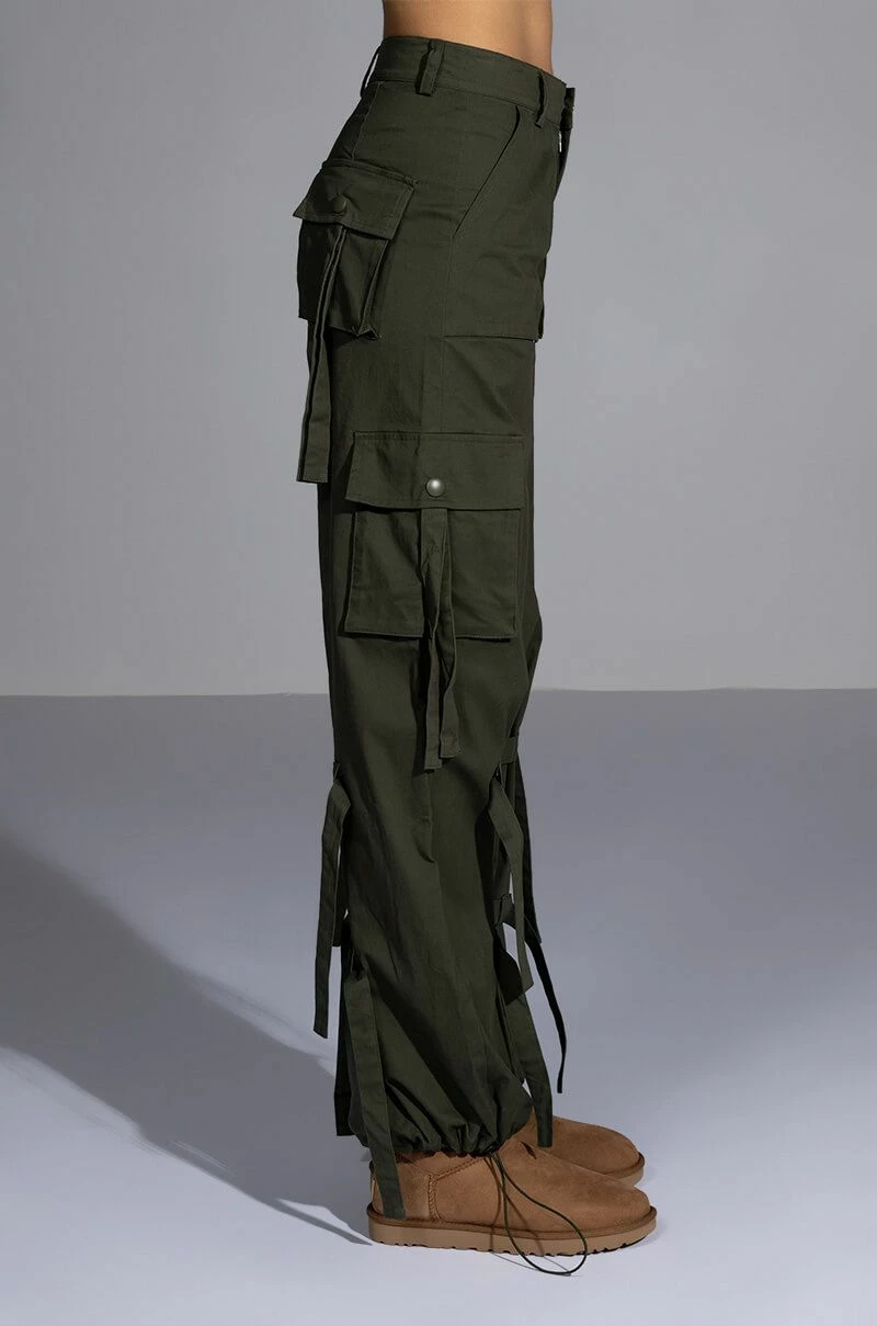 IT IS BACK CARGO PANTS - Image 2