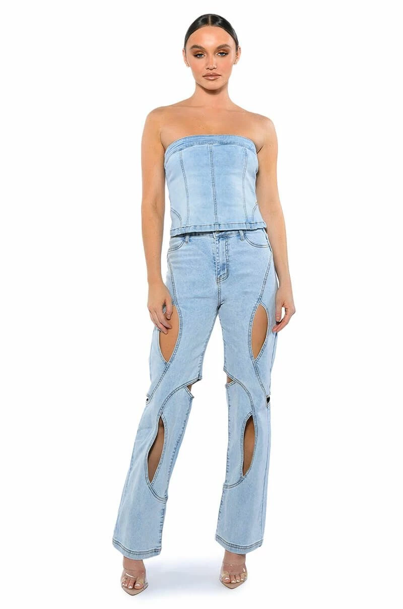 JUMP AROUND CUTOUT RELAXED FIT JEANS - Image 2