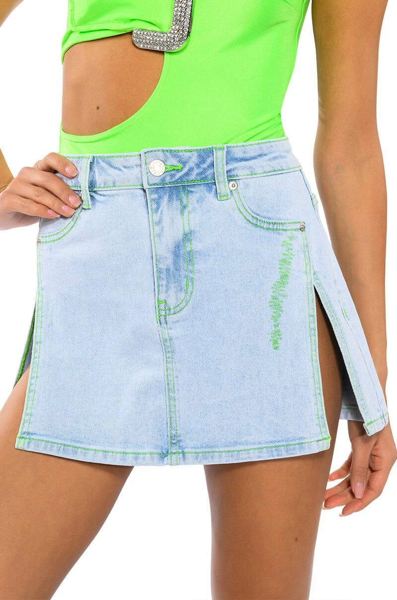 MIA DOUBLE SLIT MICRO MINI DENIM SKIRT - Image 3