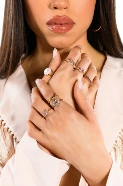 WHOLE LOTTA LOVIN RHINESTONE RING SET